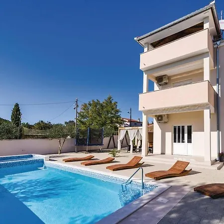 Vila Ines Near Nature Park Vrana *