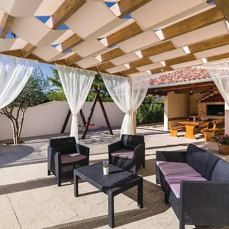 Vila Ines Near Nature Park Vrana