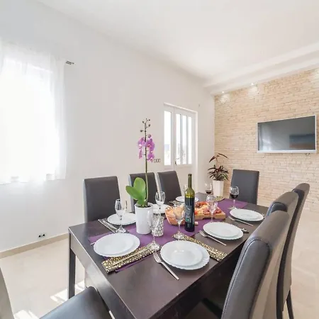 Vila Ines Near Nature Park Vrana Holiday home Stankovci (Zadar)