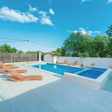 Holiday home Vila Ines Near Nature Park Vrana Stankovci (Zadar)
