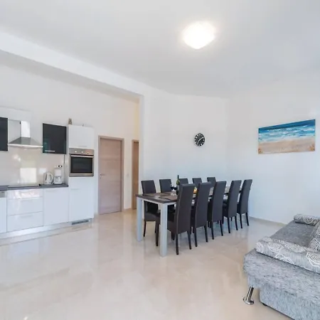 Vila Ines Near Nature Park Vrana Prázdninový dům *